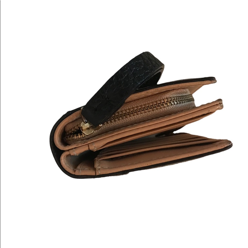 Kate Spade Black Pebbled Leather Southport Avenue Mandy Wristlet Wallet - Picture 8 of 13